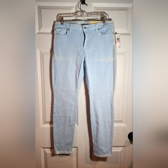 MICHAEL Michael Kors Denim - NWT MICHAEL Michael Kors Light Blue Women’s Izzy Skinny Jeans Size 10 Minor Flaw